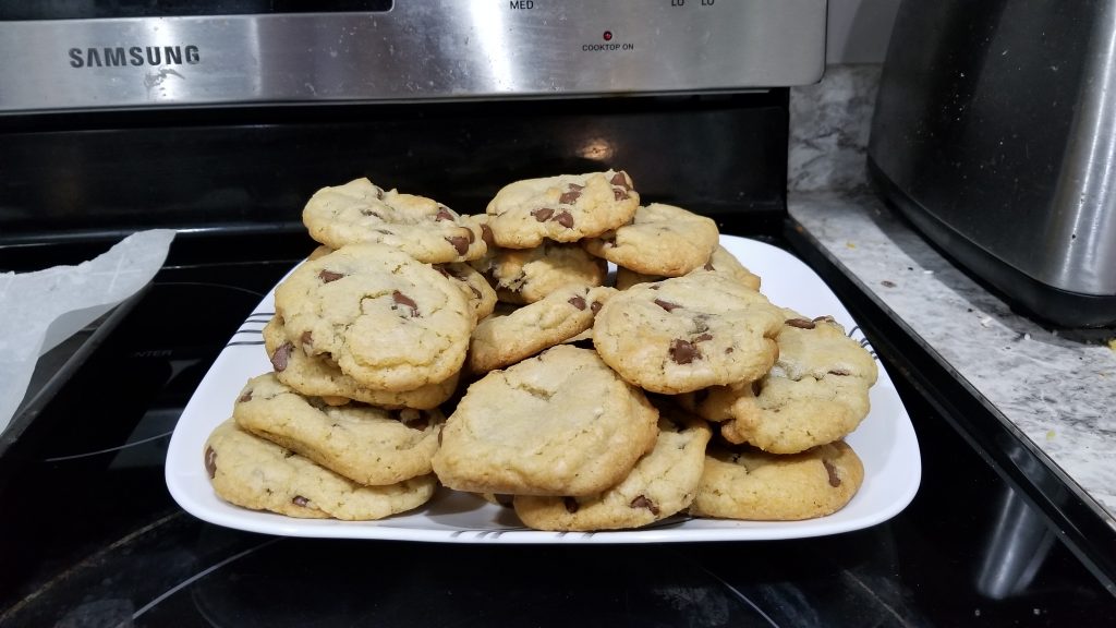 chocolate chip cookie plate