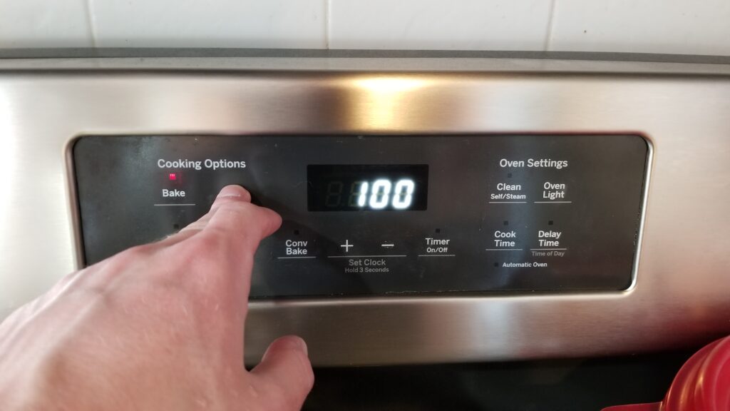 oven set to 1 hour