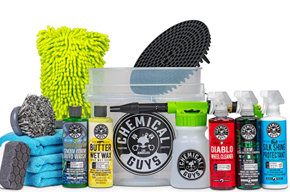 Best Car Cleaning Kit Options to Buy This Year